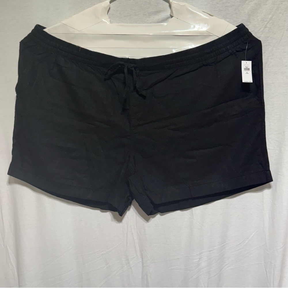 Old Navy Women's Black Cargo Shorts